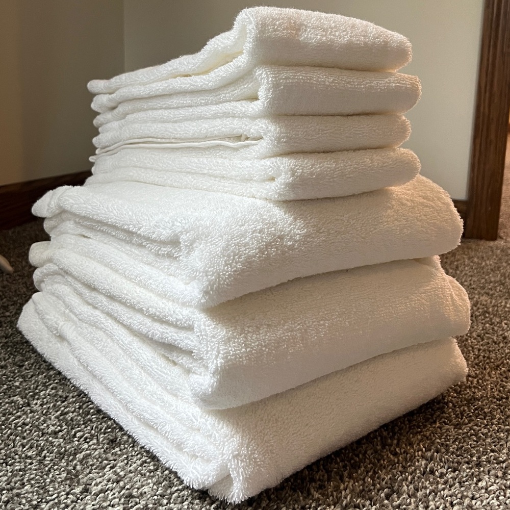 Elegant White Bath Towel Collection
